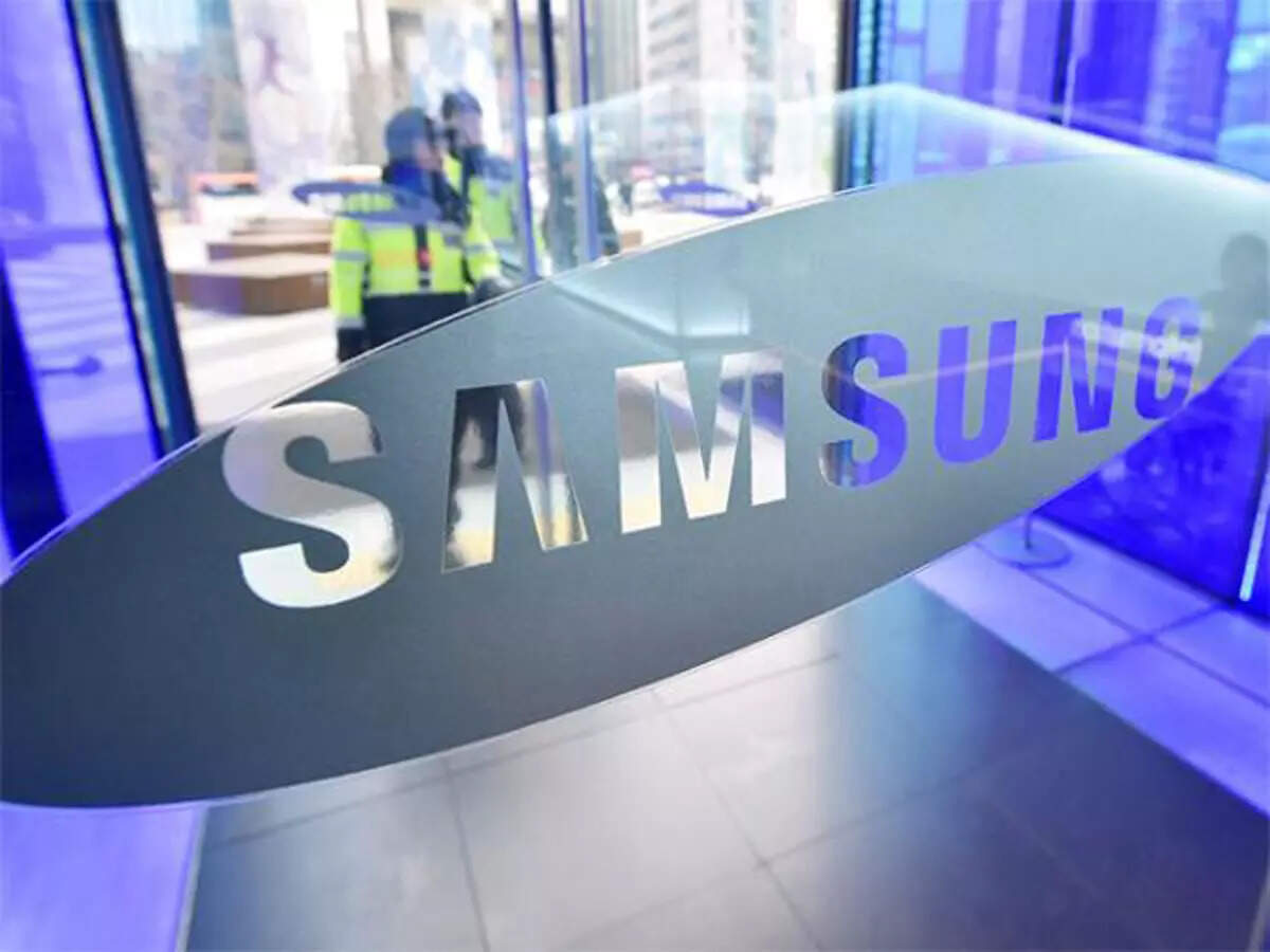 How and why Samsung may finally bite the price bullet - Times of India
