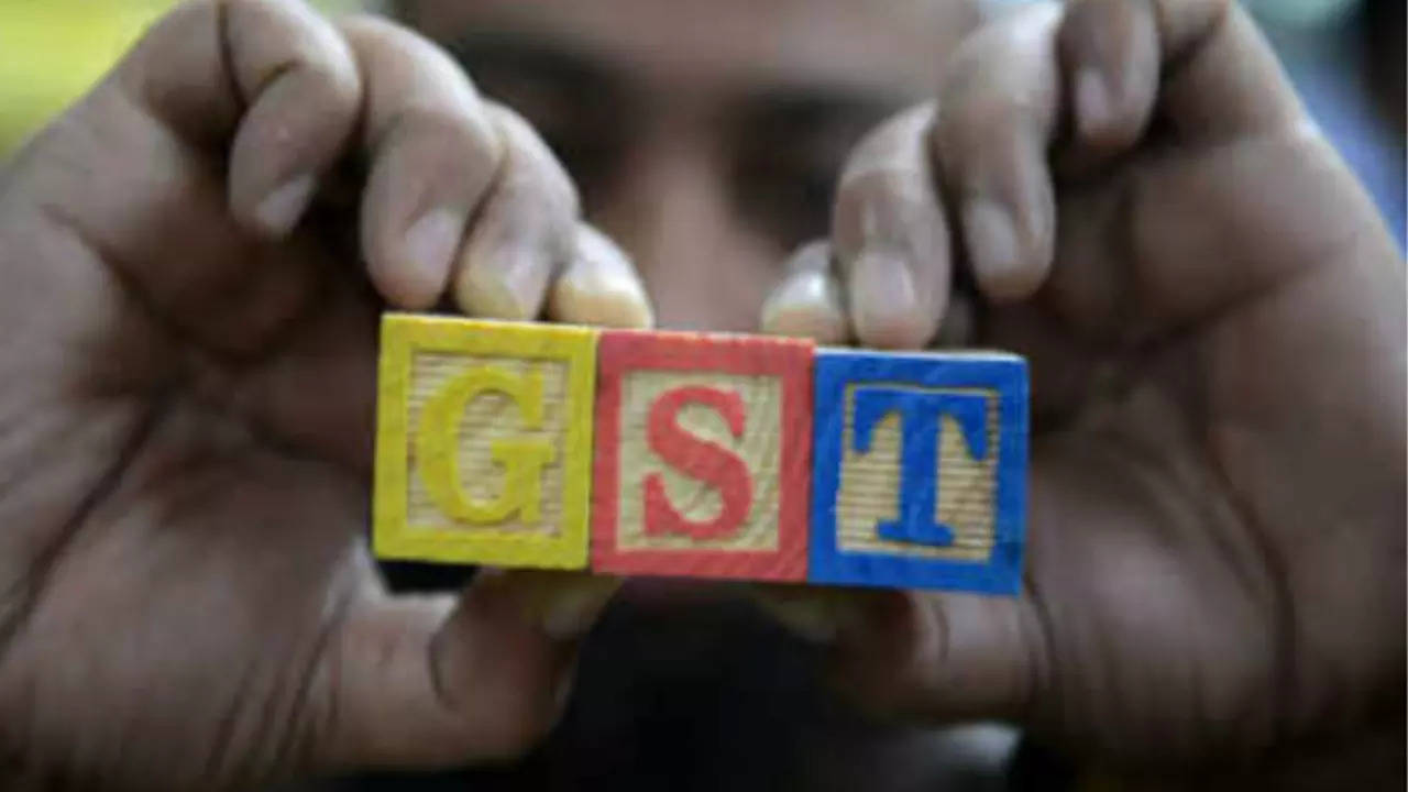  A panel of ministers from several states is in favour of levying 28% GST on online gaming