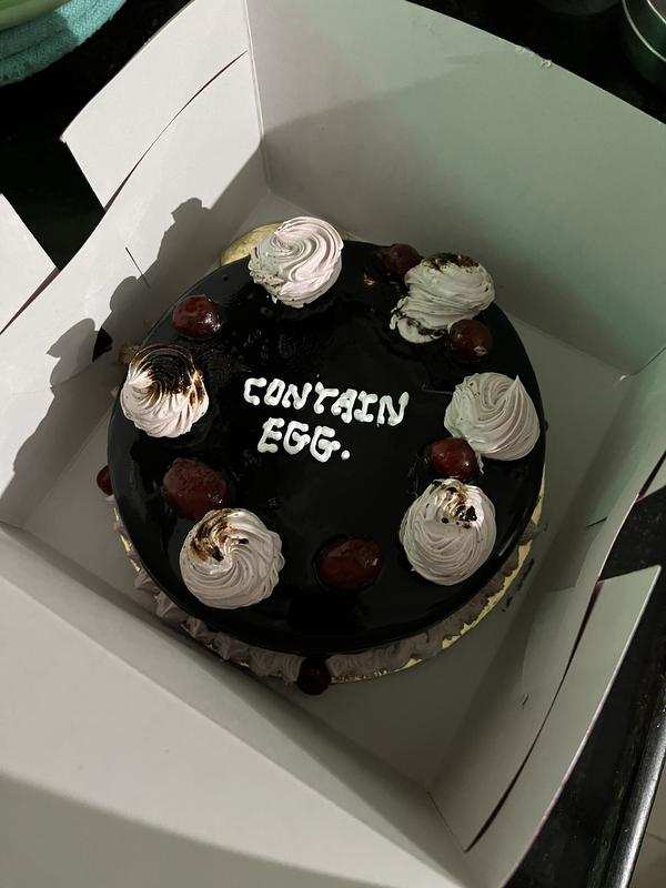 The city resident who had ordered the cake via a food delivery app took a picture of it and posted on Twitter and suddenly, everyone wanted a piece of the viral cake
