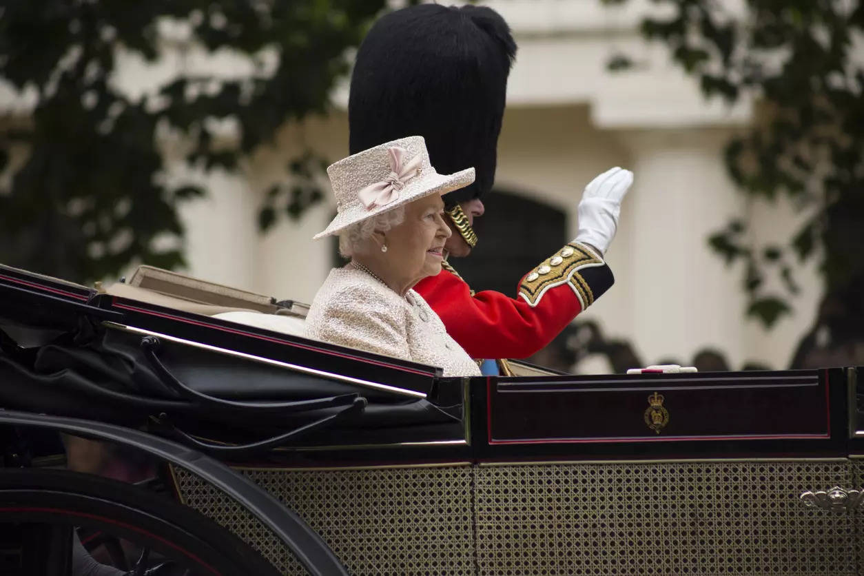 Queen Elizabeth’s personal jewellery collection to go on display at Buckingham Palace