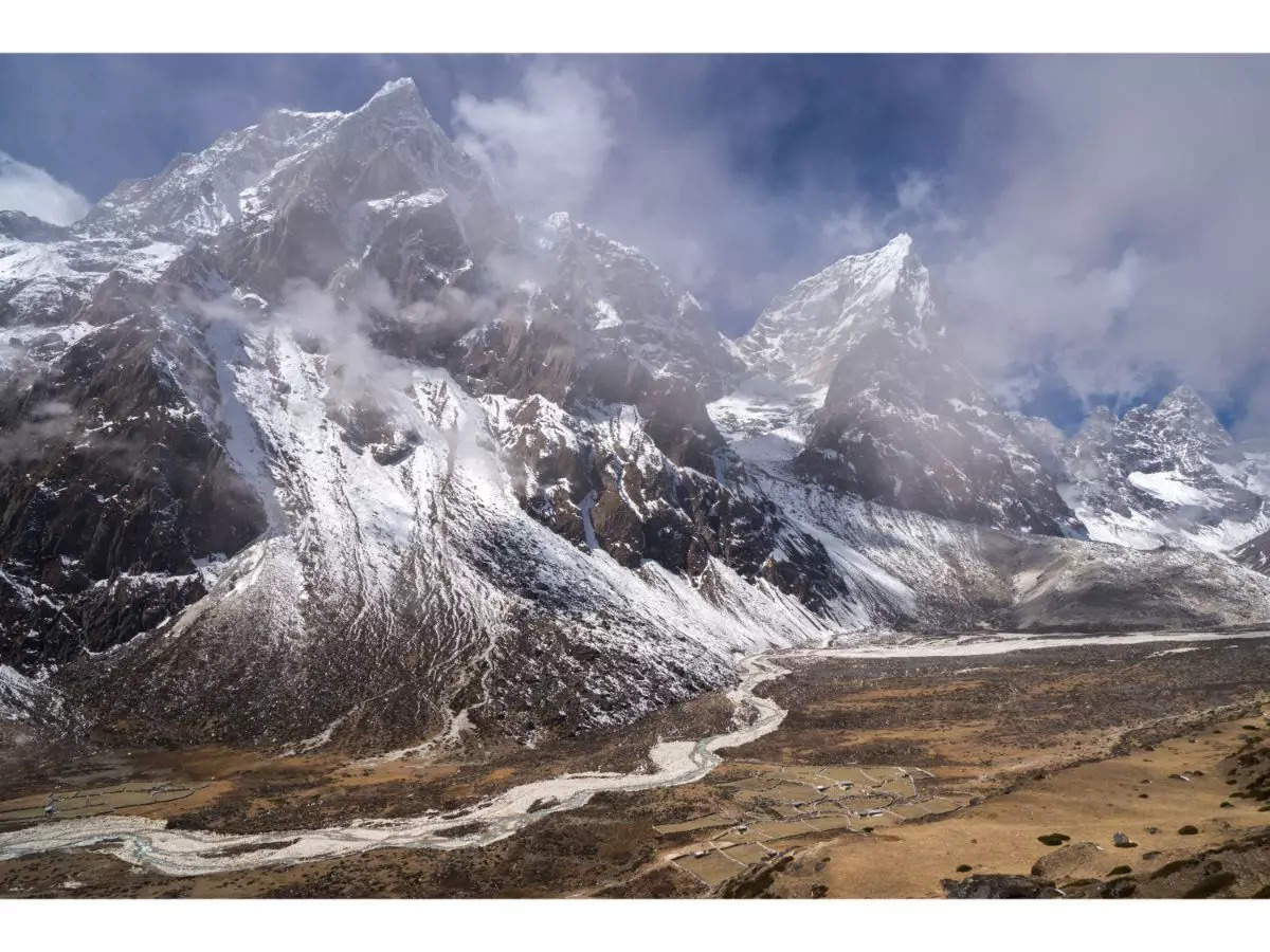 Bookmark trekkers! These are the best treks in the Nepal Himalayas