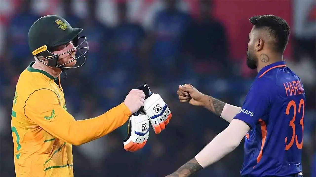 India vs South Africa: Heinrich Klaasen helps South Africa chase down 149 and clinch 2nd T20I against India on tricky pitch | Cricket News - Times of India