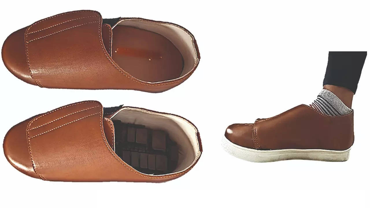 25 Best Men Sandal Brands in India 2023  CashKaro Blog