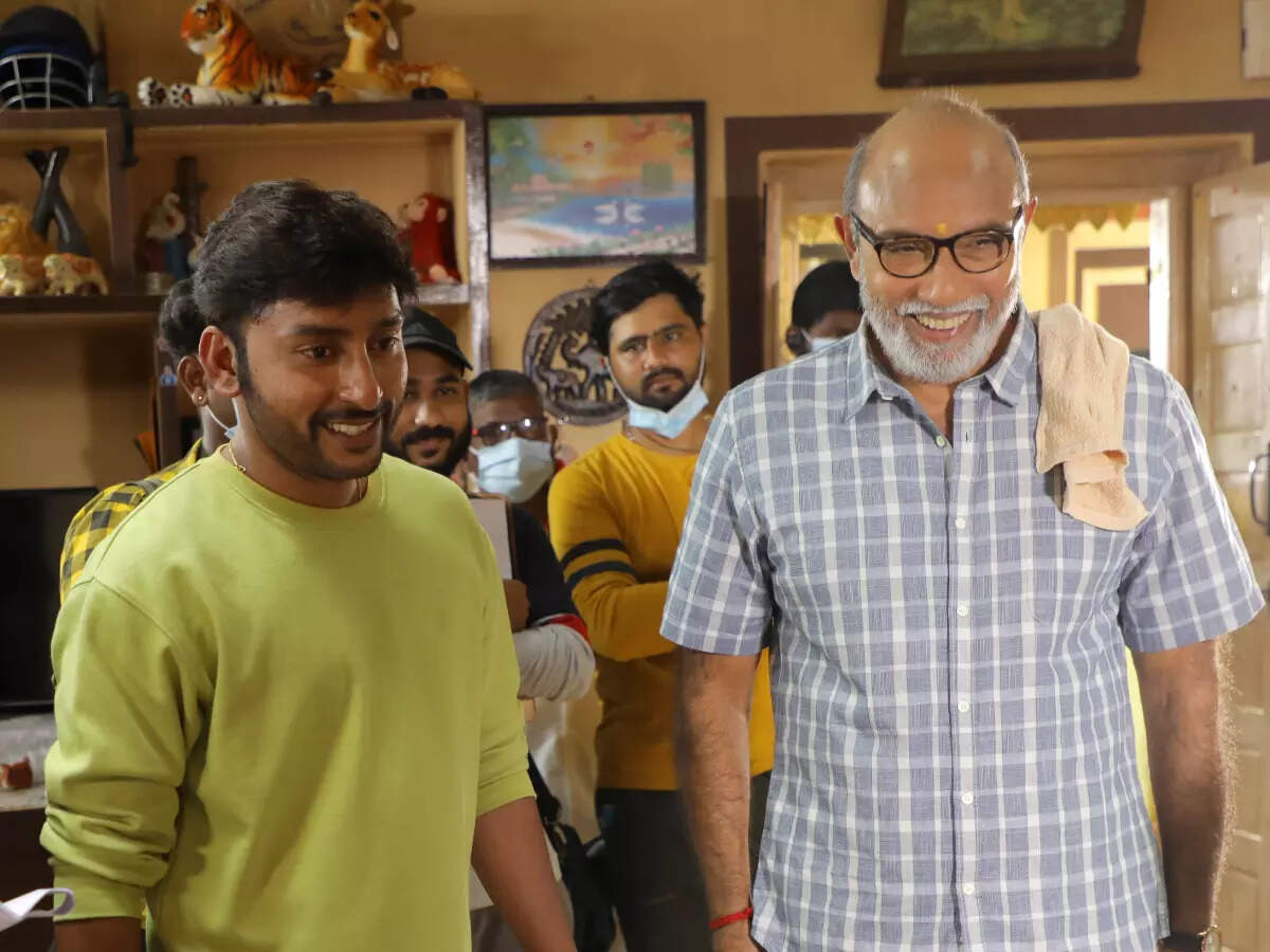 Rj Balaji Wanted Me To Explore The Paavam Moonji Sathyaraj In Veetla Vishesham Sathyaraj Tamil Movie News Times Of India