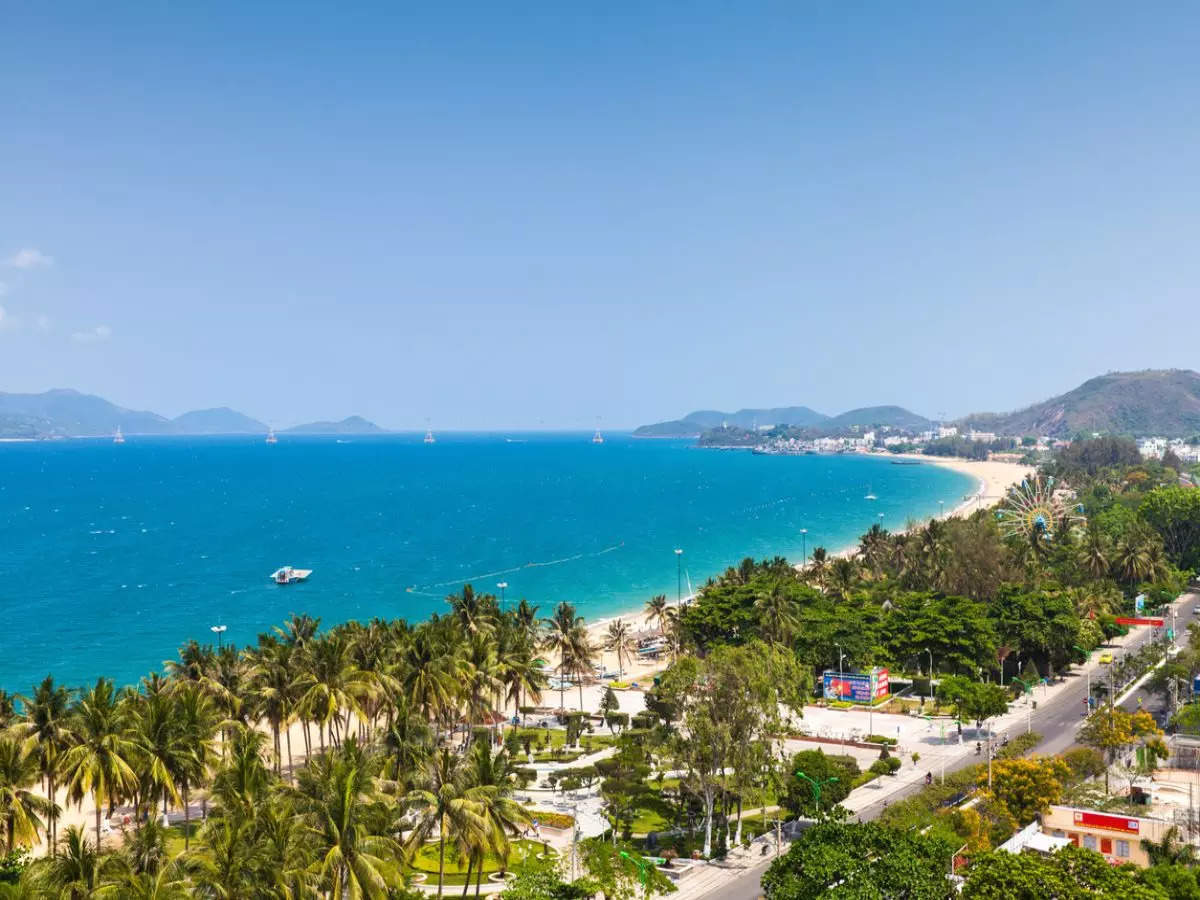 Vietnam bans swimming and scuba diving in Nha Trang bay region