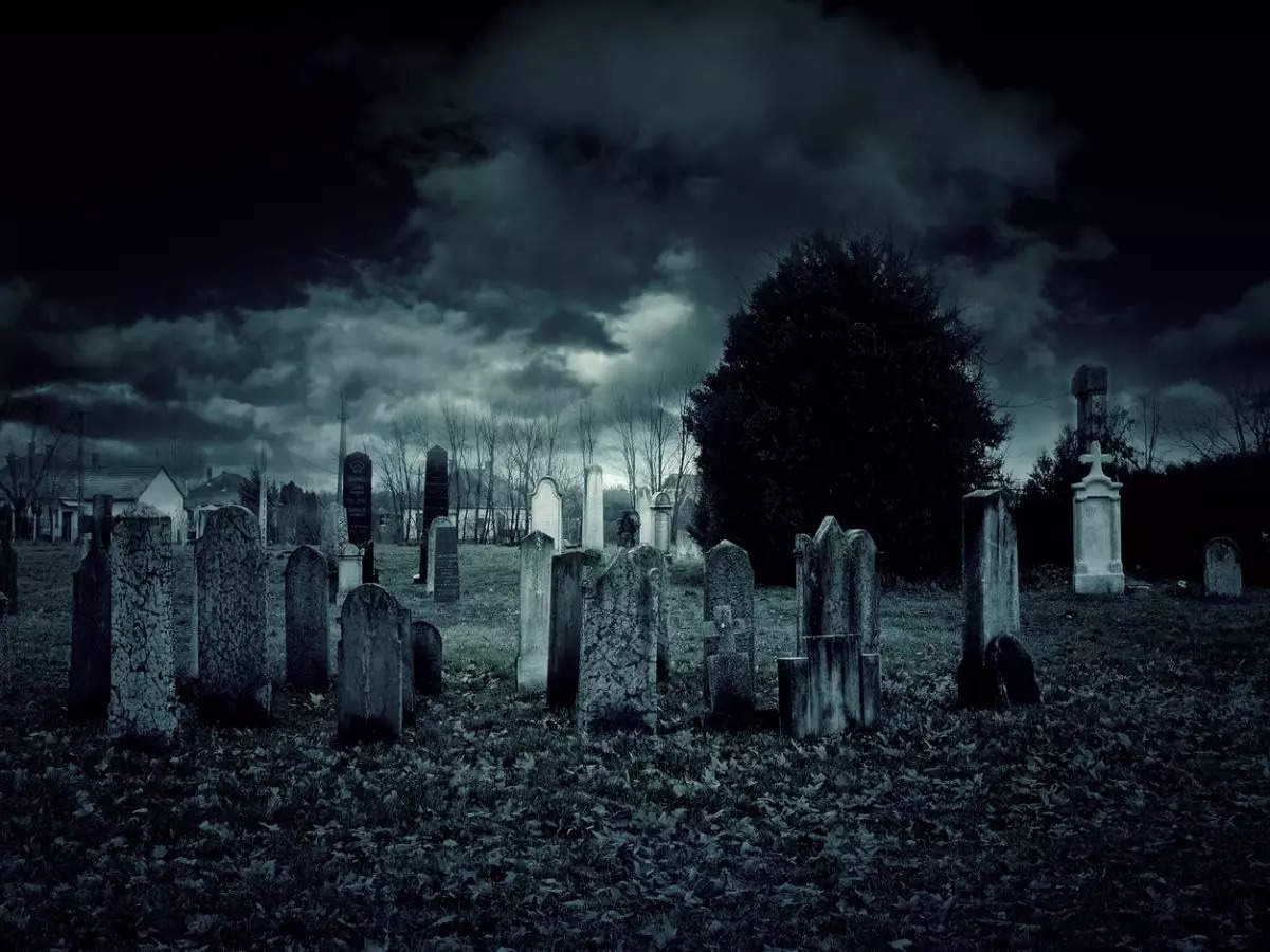 Haunted cemeteries that are also world’s prominent tourist attractions