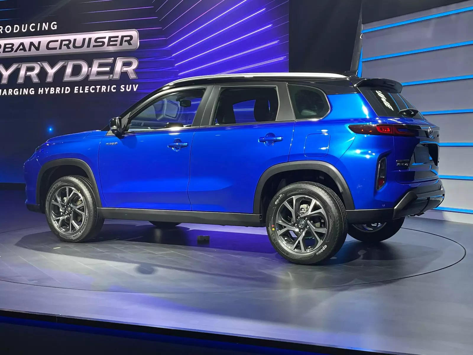 Toyota Urban Cruiser Hyryder Price: Toyota Urban Cruiser Hyryder 2022  unveiled in India; Features, specs, expected price, rivals | - Times of  India