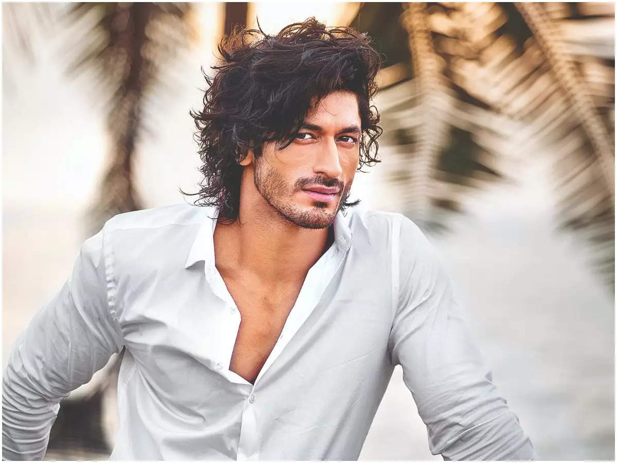 Vidyut Jammwal on turning producer: If someone's not doing it for you then  why not do it yourself! | Hindi Movie News - Times of India