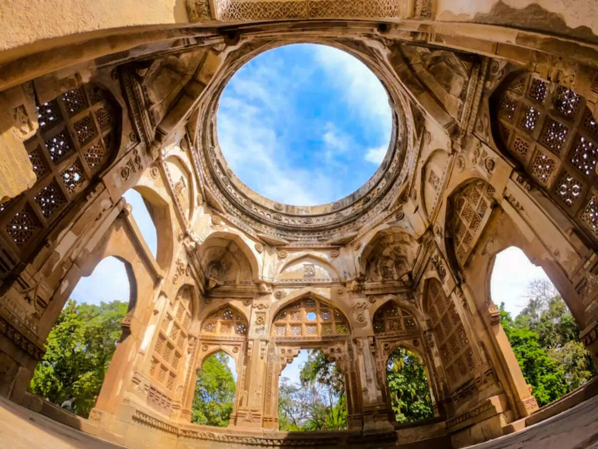 All You Need To Know About Champaner Pavagadh Archaeological Park 