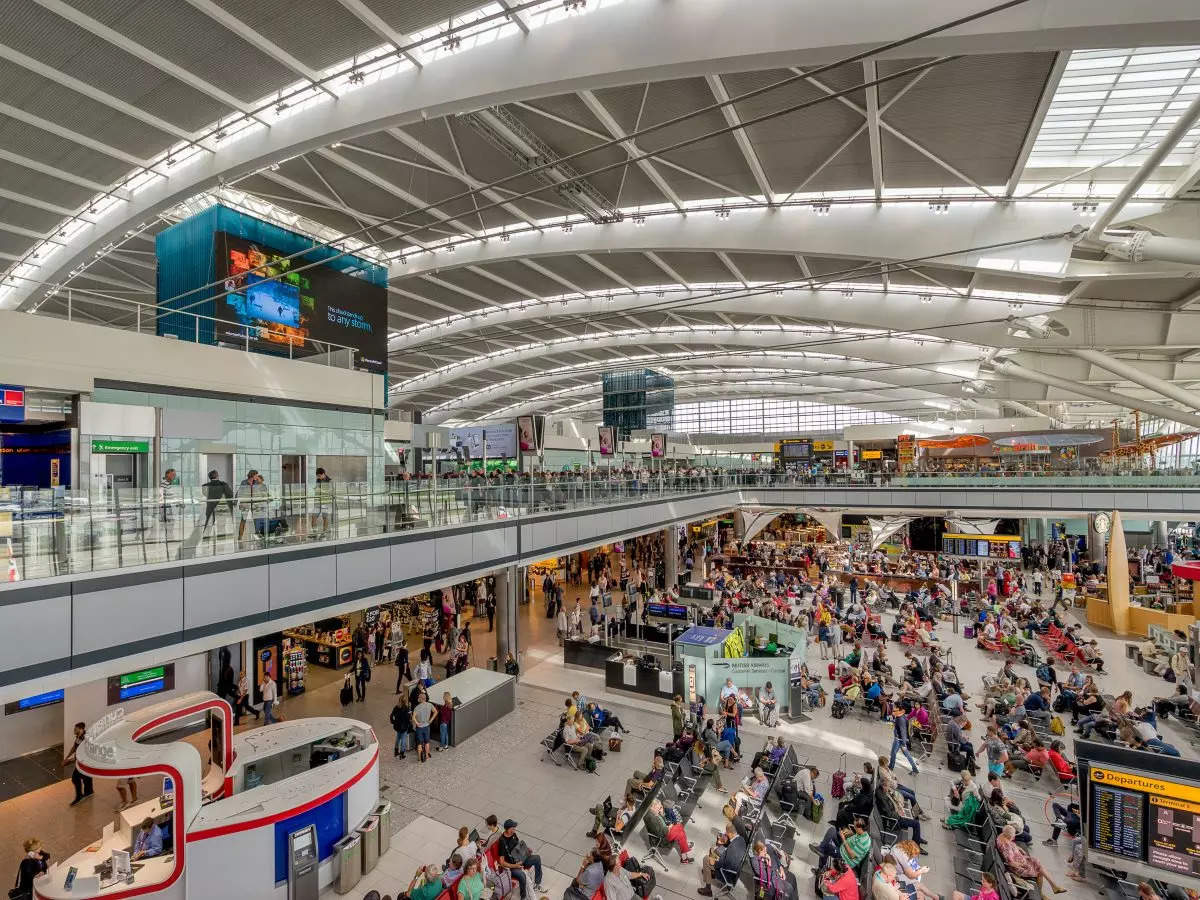 London’s Heathrow Airport limits passenger counts to 100000 per day