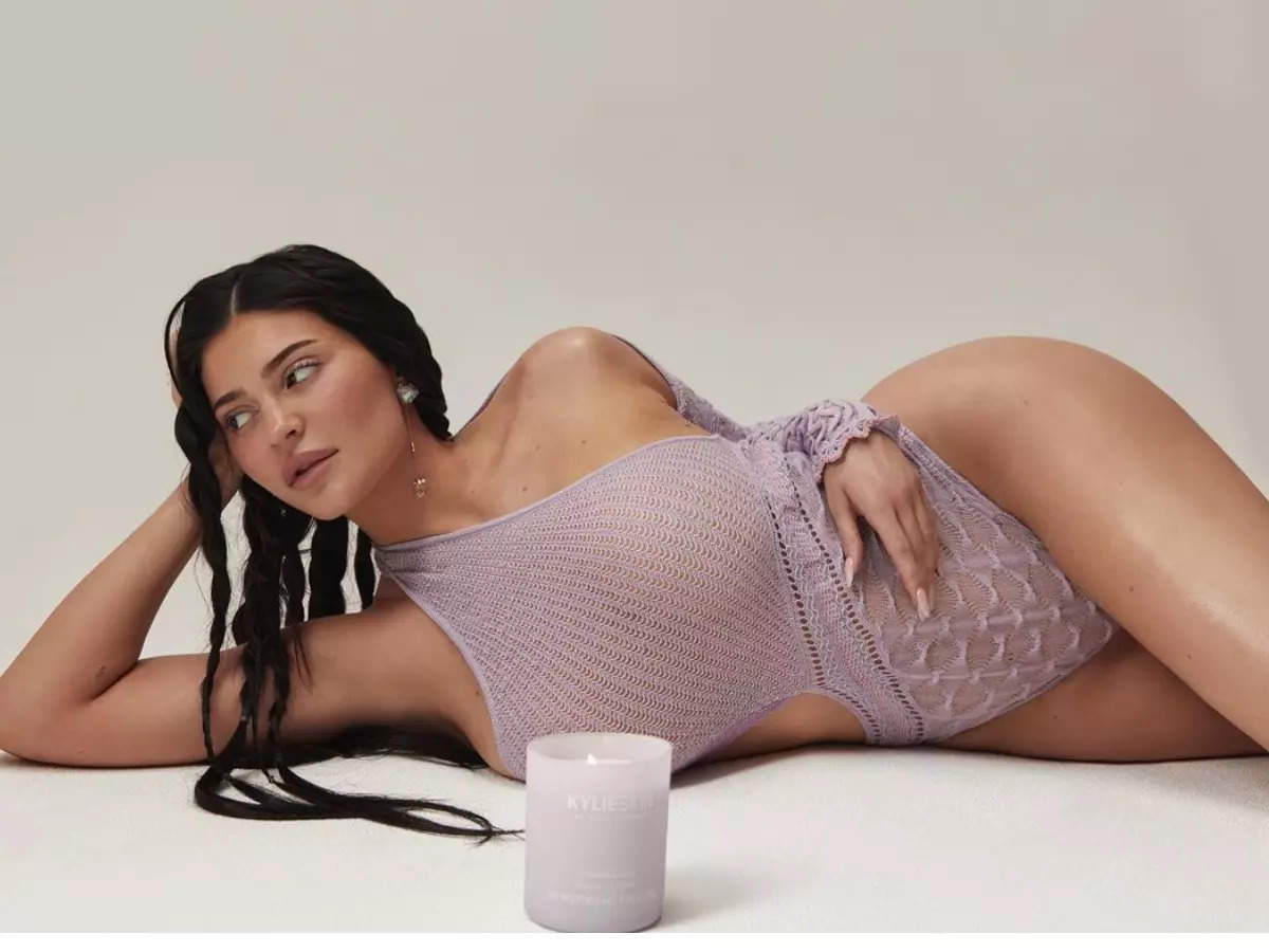 Kylie Jenner accused of 'cosplaying as middle class' | English Movie News - Times of India