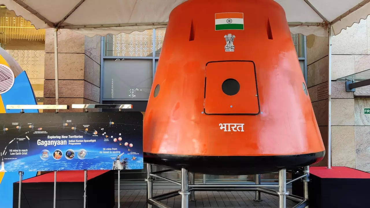Gaganyaan abort test: Vehicle to go up to 11km, crew module around 15km -  Times of India
