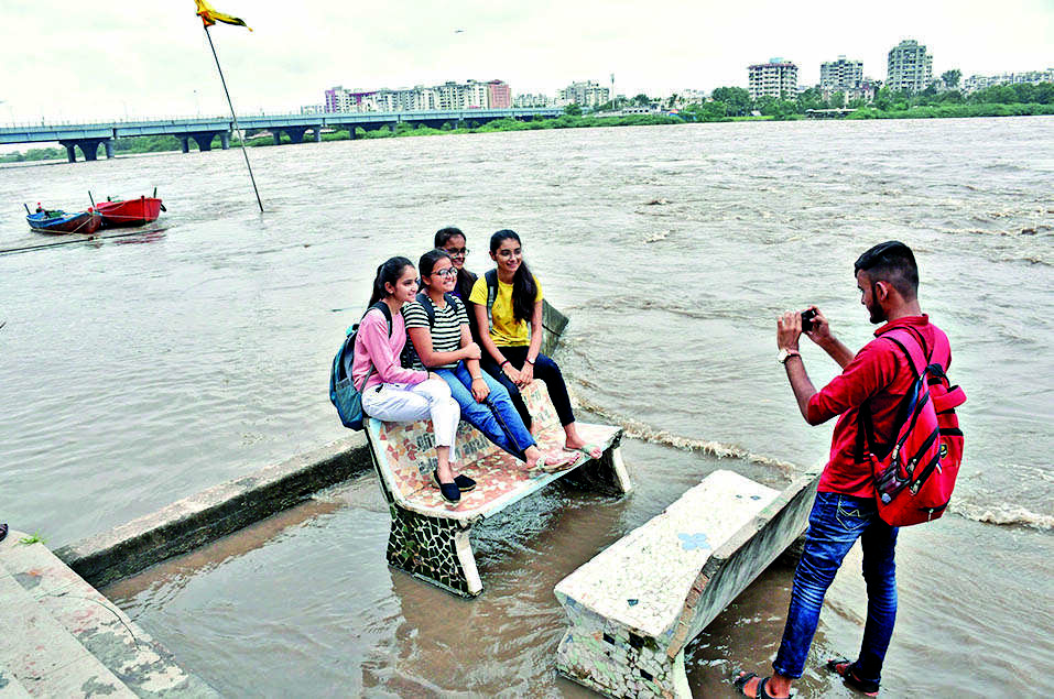 Althan, Surat Map, Property Rates, Projects, Photos, Reviews, Info