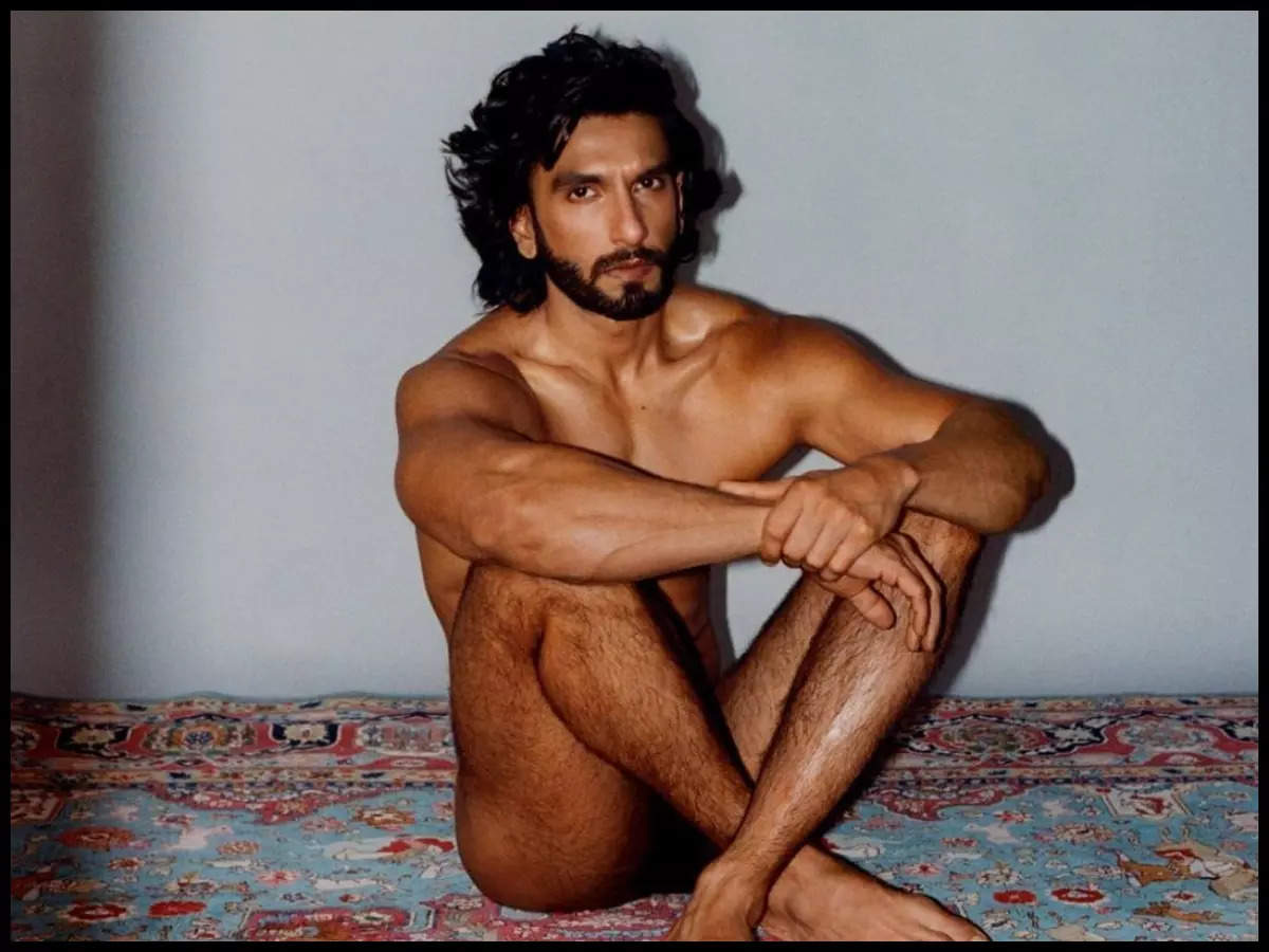 Ranveer Singh lands into legal trouble for nude photoshoot; Police  complaint filed against him for 'hurting women's sentiments' | Hindi Movie  News - Times of India