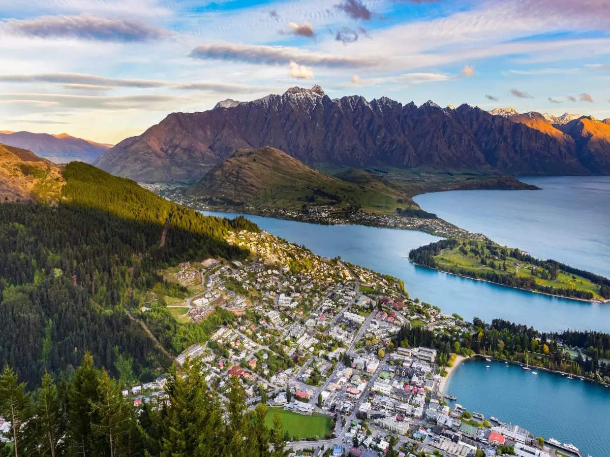 New Zealand is now fully open to international visitors