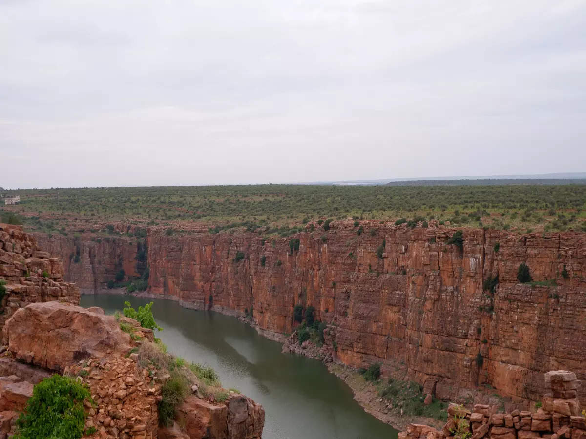 What makes Andhra Pradesh’s Gandikota Canyon so popular?