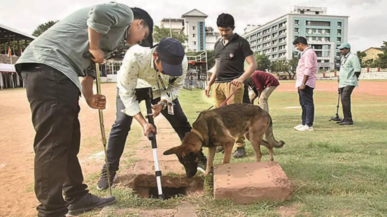 Bakery junction, Trivandrum Map, Property Rates, Projects, Photos