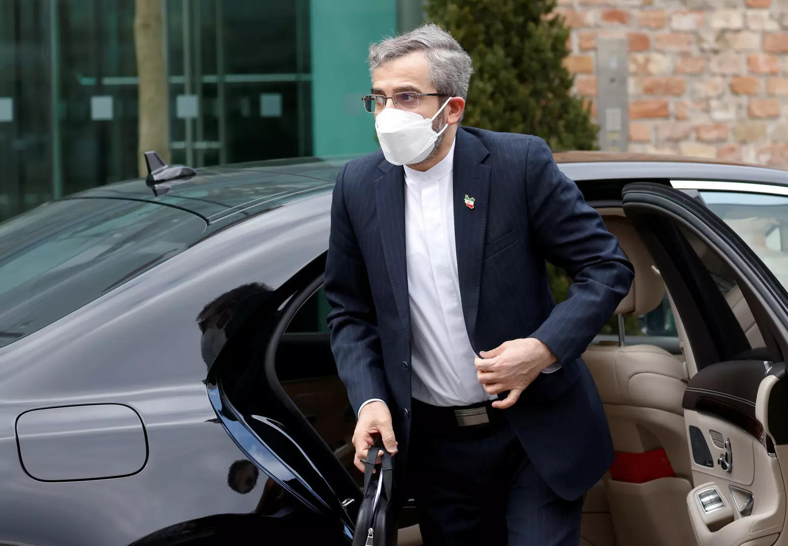  Iran's chief nuclear negotiator Ali Bagheri Kani arrives at Palais Coburg where closed-door nuclear talks with Iran take place in Vienna, Austria (File photo)