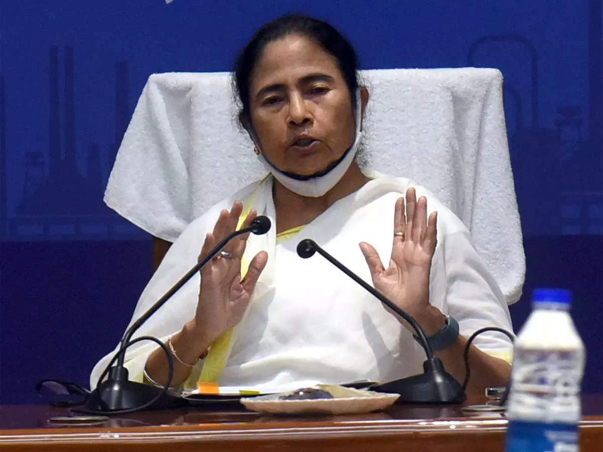 West Bengal chief minister Mamata Banerjee announces a grant of Rs 50 lakh for East Bengal and Mohammedan Sporting. 