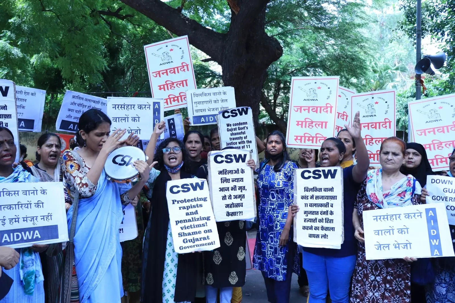 Janwadi Mahila Samiti members stage a protest over Bilkis Bano's case at Jantar Mantar in New Delhi.