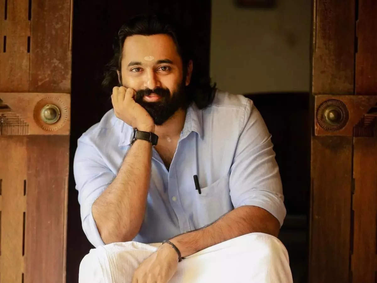 Unni Mukundan requests to not spread misinformation about his upcoming films including 'Bruce Lee' | Malayalam Movie News - Times of India