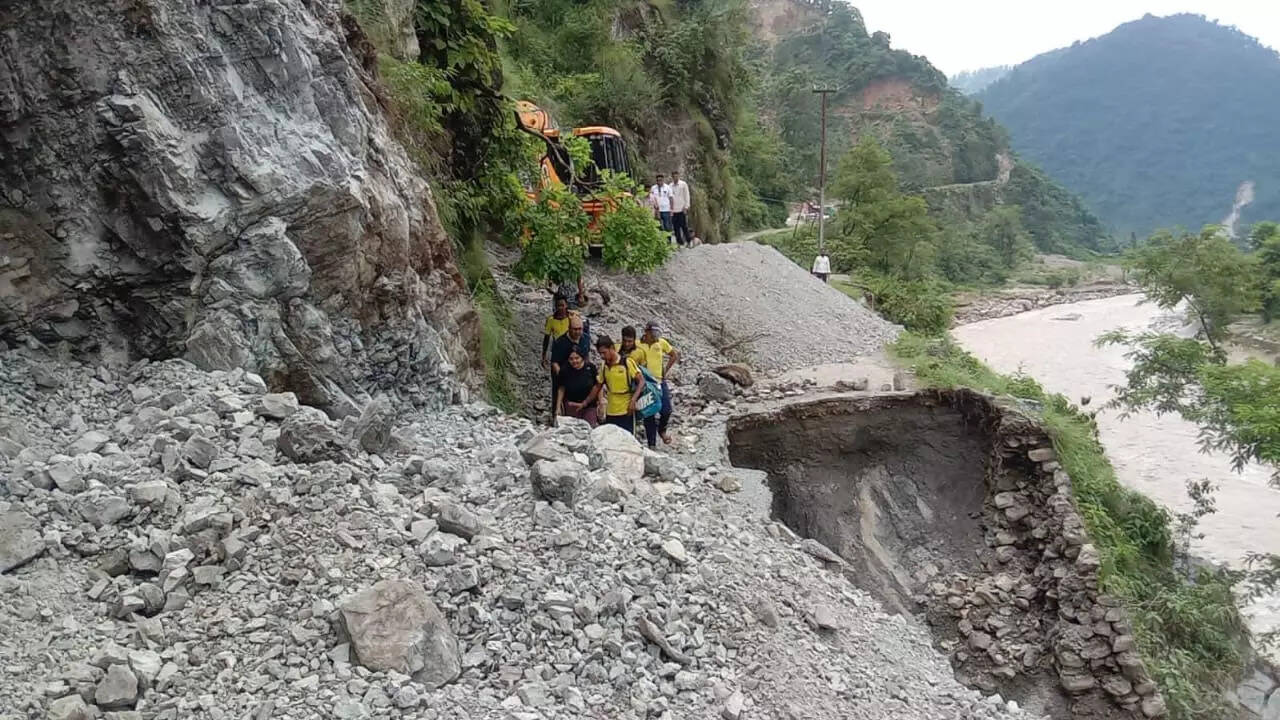 Race Course Road, Dehradun Map, Property Rates, Projects, Photos