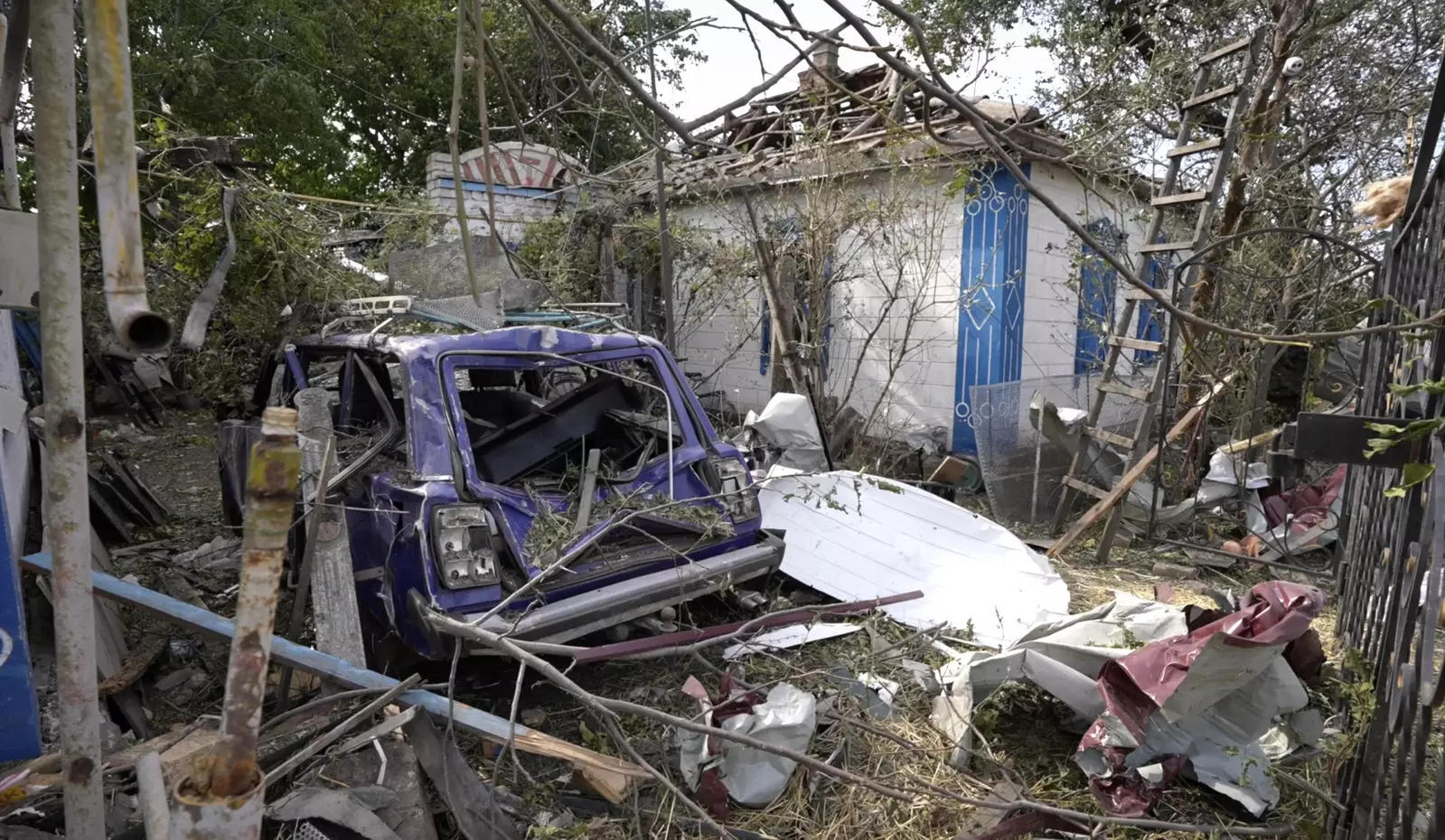 A site of destroyed houses after a Russian attack in the village Chaplyne, Ukraine, Thursday. (File photo: AP)