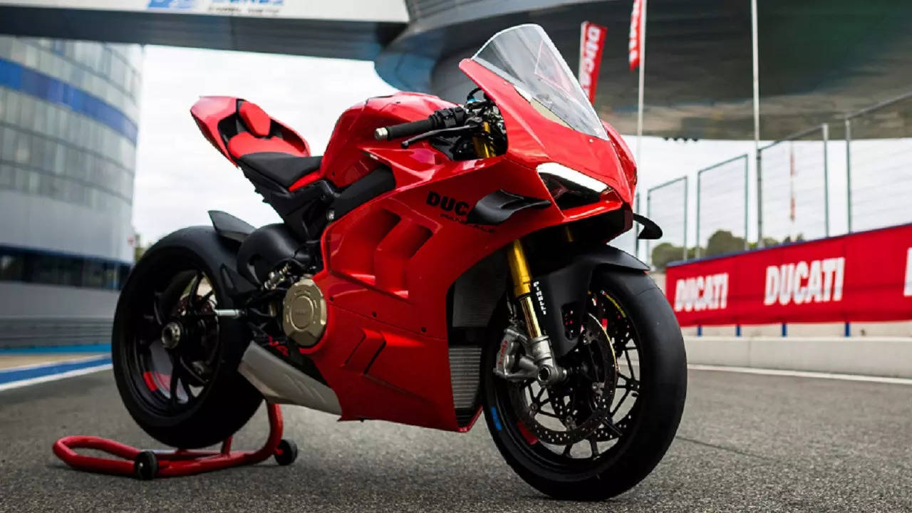 Ducati Panigale V4 Price: 2022 Ducati Panigale V4, S & Sp2 Launched At  Prices Starting Rs 26.49 Lakh | - Times Of India