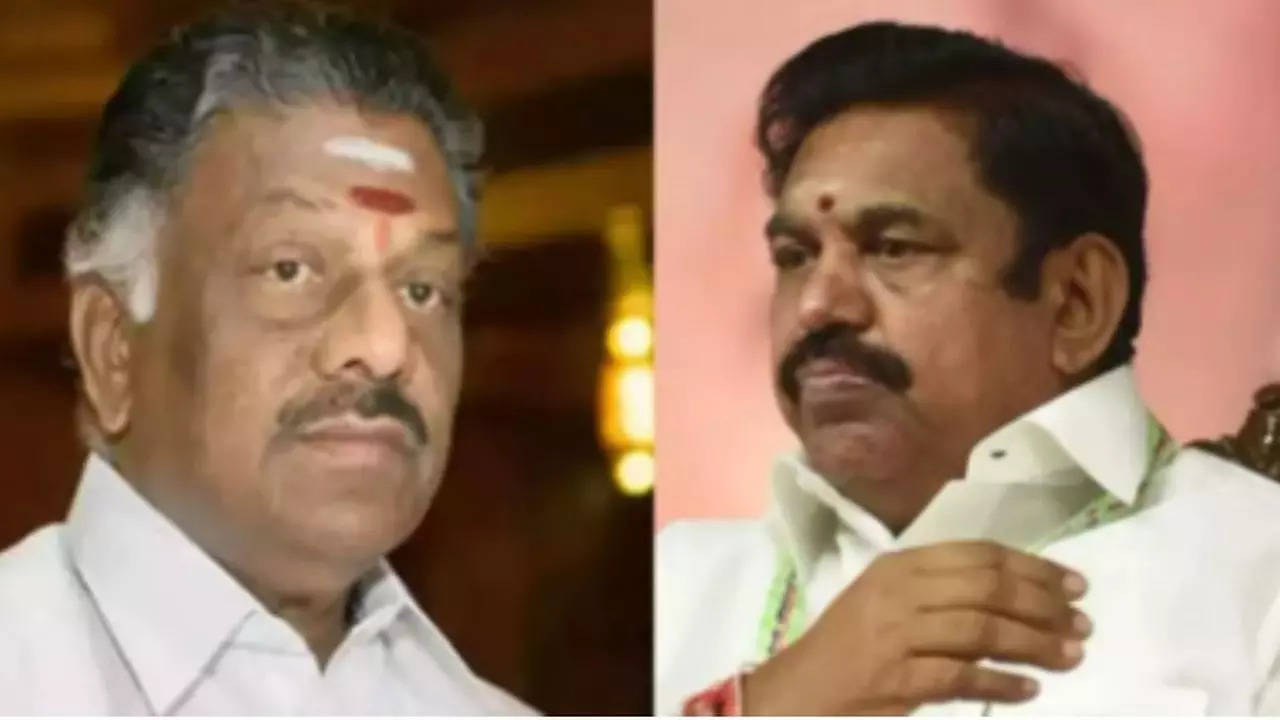 OPS-EPS fight: Madras high court sets aside order invalidating AIADMK's  July 11 general council meeting | Chennai News - Times of India