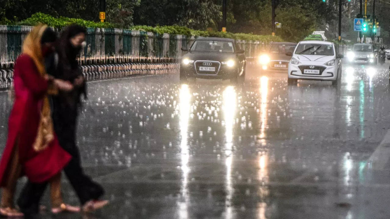 IMD's data shows that Safdarjung saw rain only on September 3 in this month (8.8mm) and stands at a deficit of 87% so far (file photo)