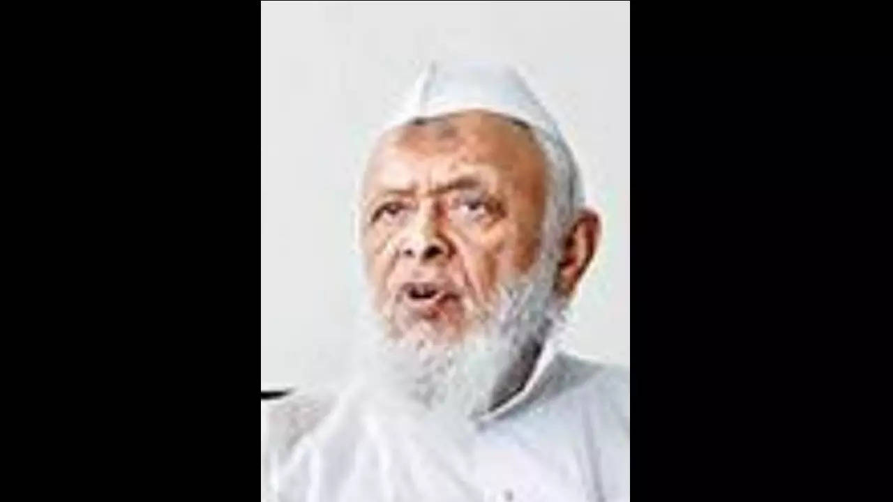 President of the Jamiat Ulema-i-Hind and principal of the Deoband-based Islamic seminary Darul Uloom, Arshad Madani