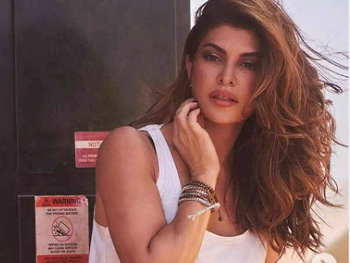 'Contradictions in Jacqueline Fernandez's statements' says Economic Offences Wing probing 200 crore extortion case