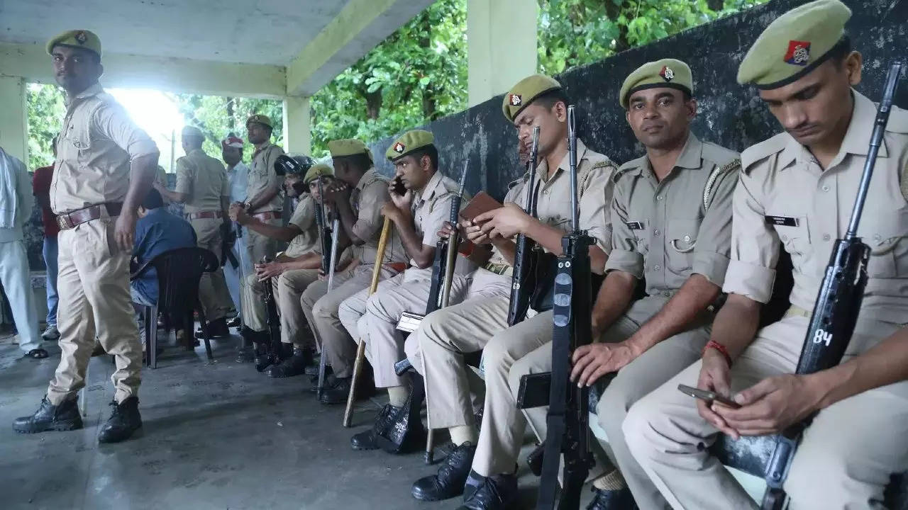 UP police on Thursday arrested all the six accused involved in the rape and murder of the minor girls in Lakhimpur Kheri. (PTI photo)
