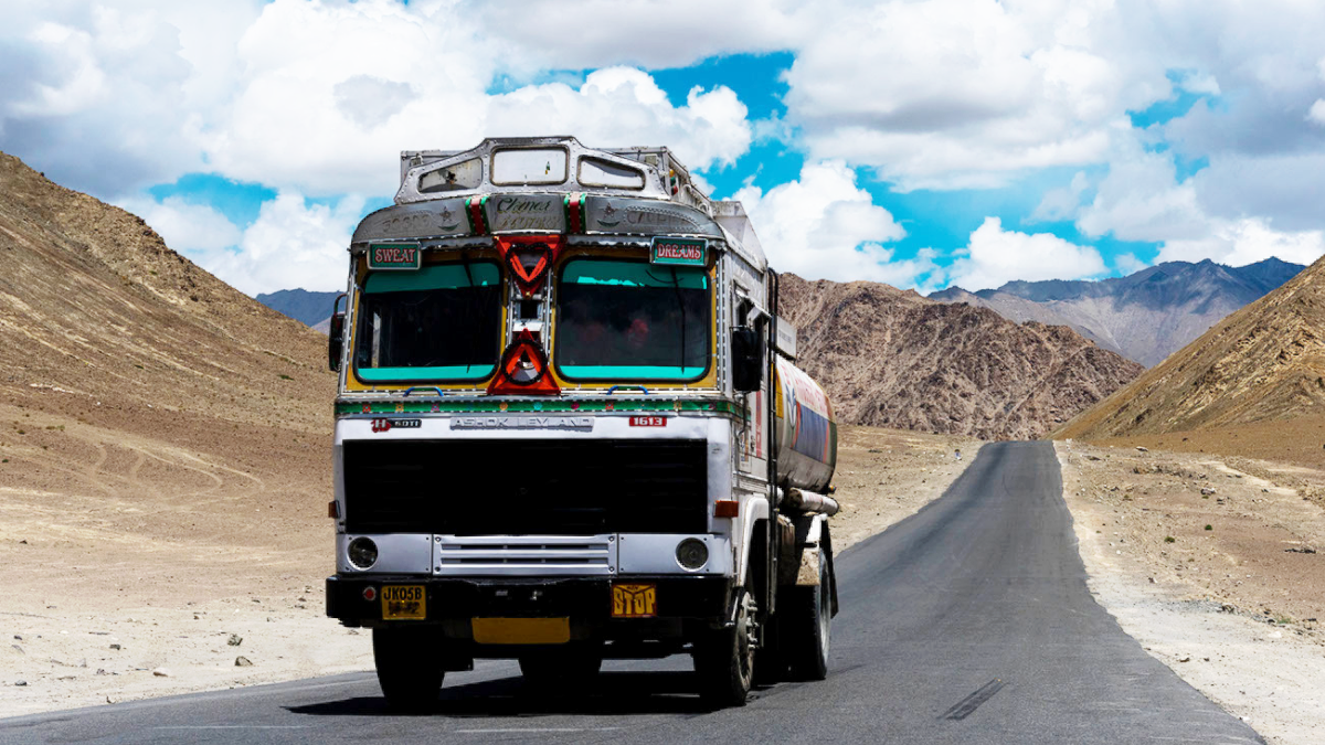 Delhi To Bangalore Truck Transport Services