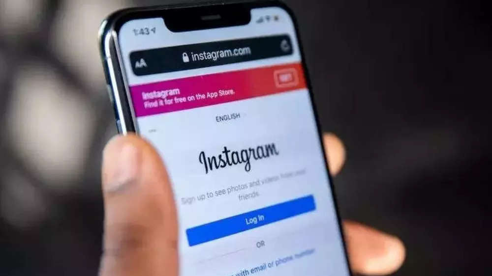 This feature will allow common users to send Gifts to their favourite creators using a button that will be displayed at the bottom of Reels. Representative Image