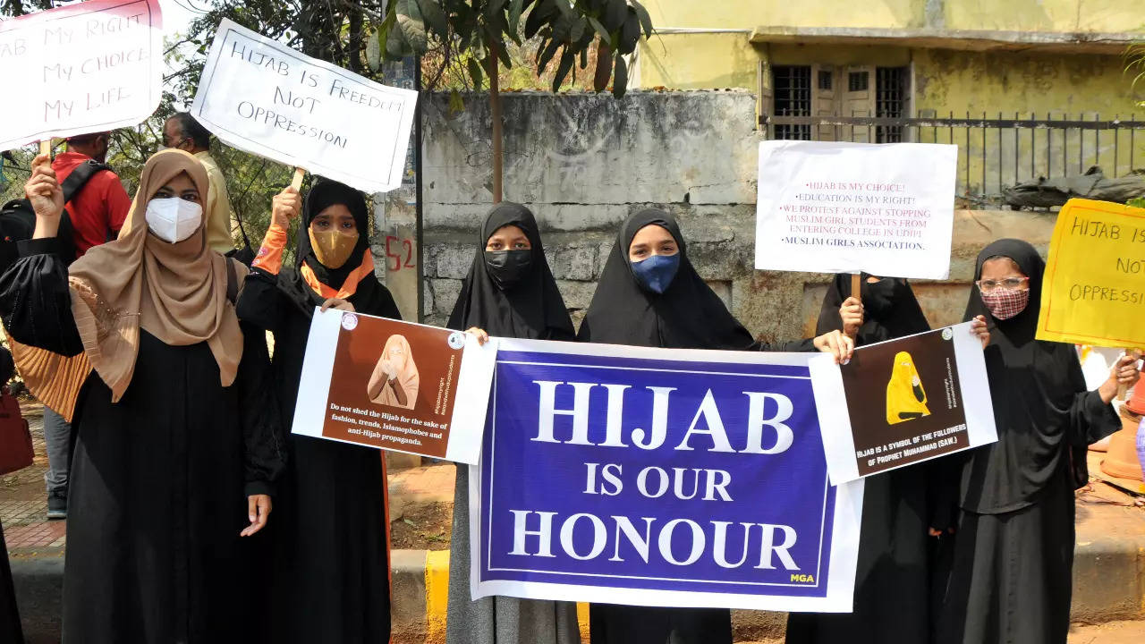 Karnataka Hijab Row: Karnataka order on uniform 'religion neutral ...