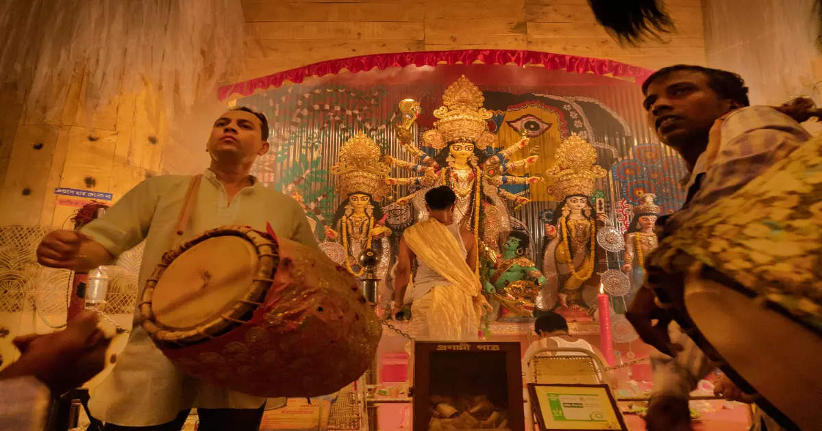 Things to do when in Kolkata for Durga Puja | Times of India