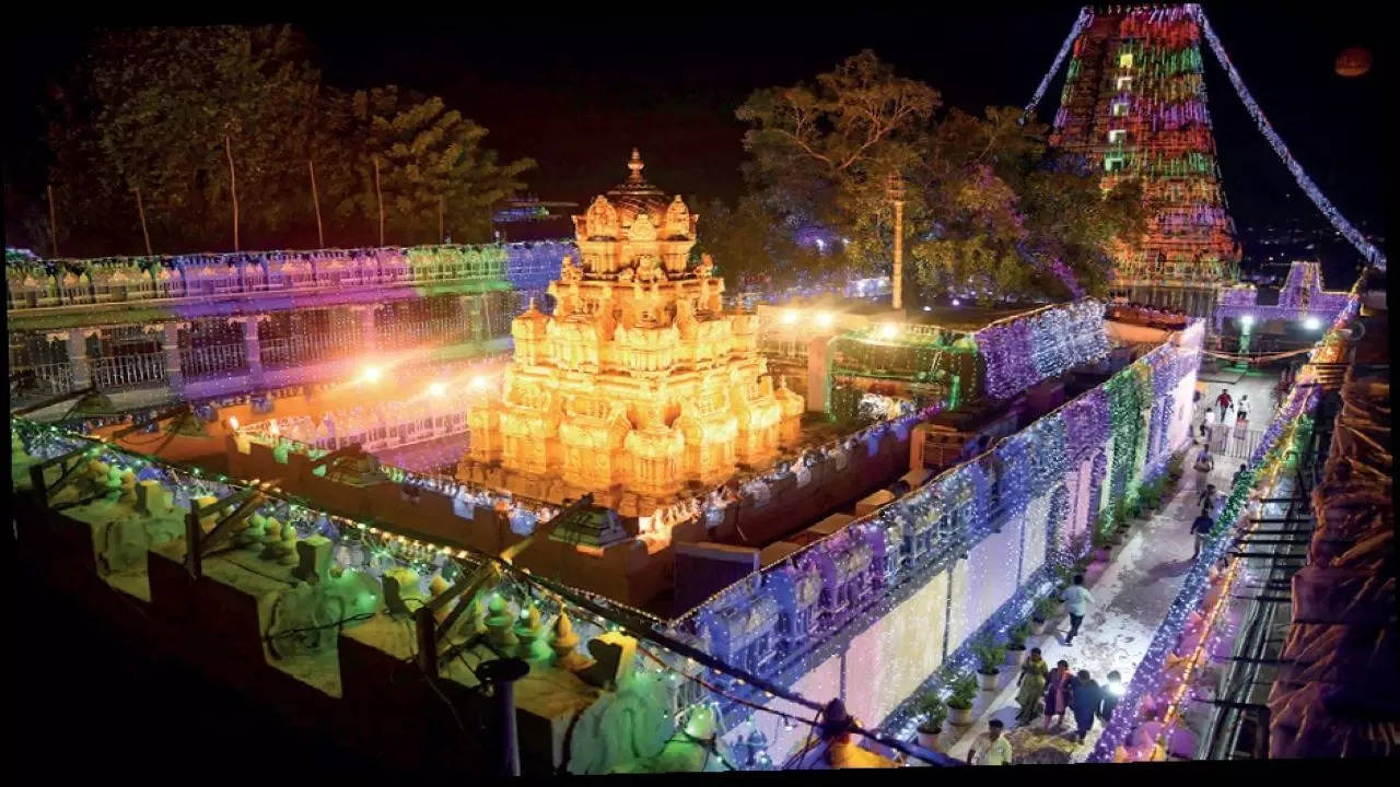 Sri Durga Malleswara Swamy temple in Vijayawada gears up for Dasara on Sunday