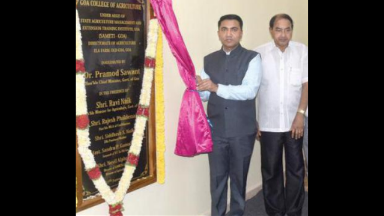 Sawant inaugurated the Goa Agriculture College at Ela farm