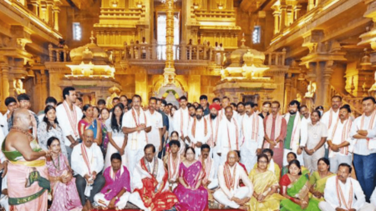 CM K Chandrasekhar Rao and family offered prayers at Yadadri Sri Lakshmi Narasimha Swamy temple on Friday