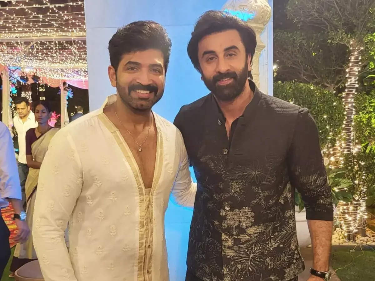 Arun Vijay catches up with Ranbir Kapoor; grabs attention of movie ...