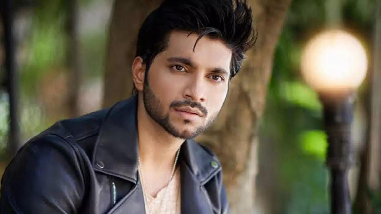 Prateik Chaudhary talks about advantages of working in TV industry ...