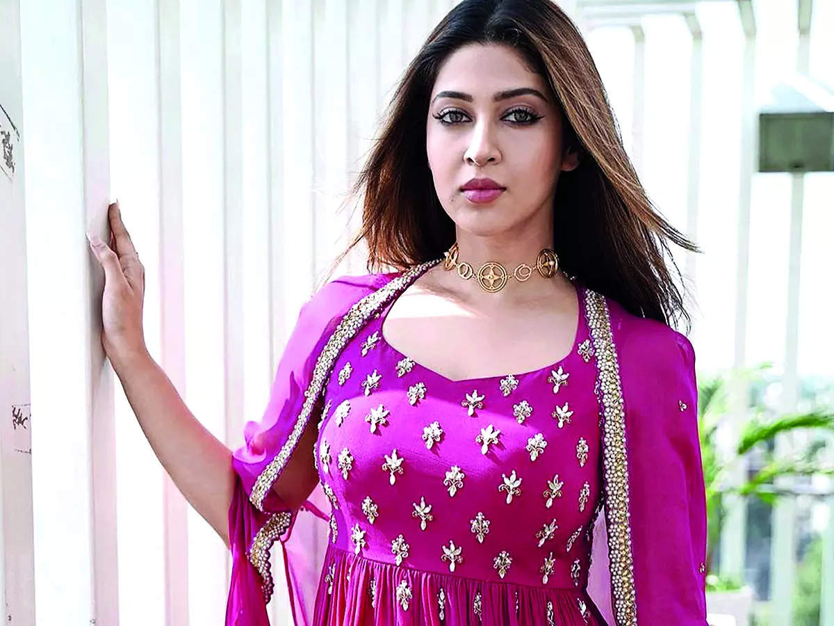 sonarika bhadoria family background