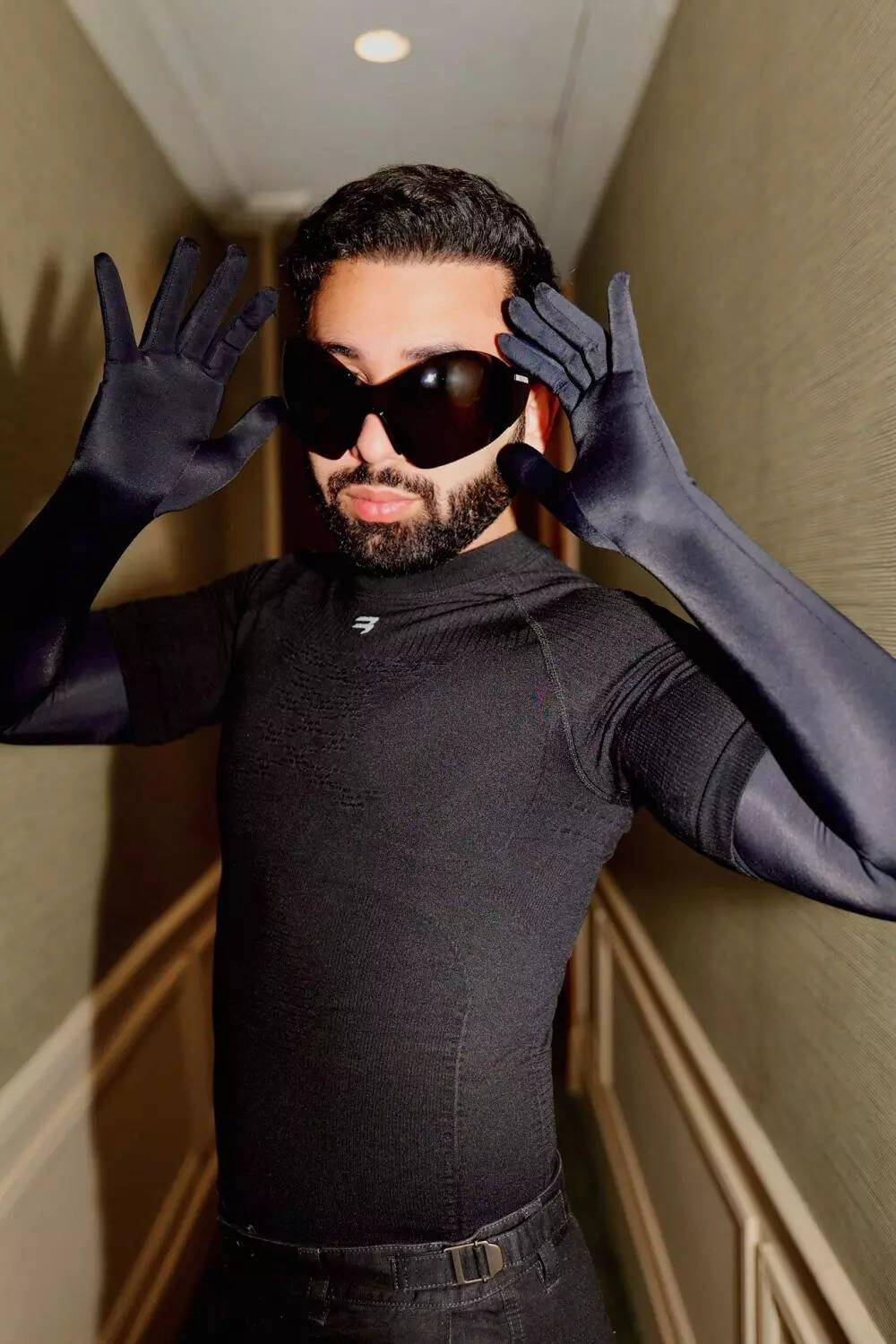 Orry: B-Town’s Mystery Boy Revealed 88 Burberry, Balenciaga & B-Town's best friend - Orry, makes his sartorial presence felt at London & Paris Fashion Week, 2022 - Times of India
