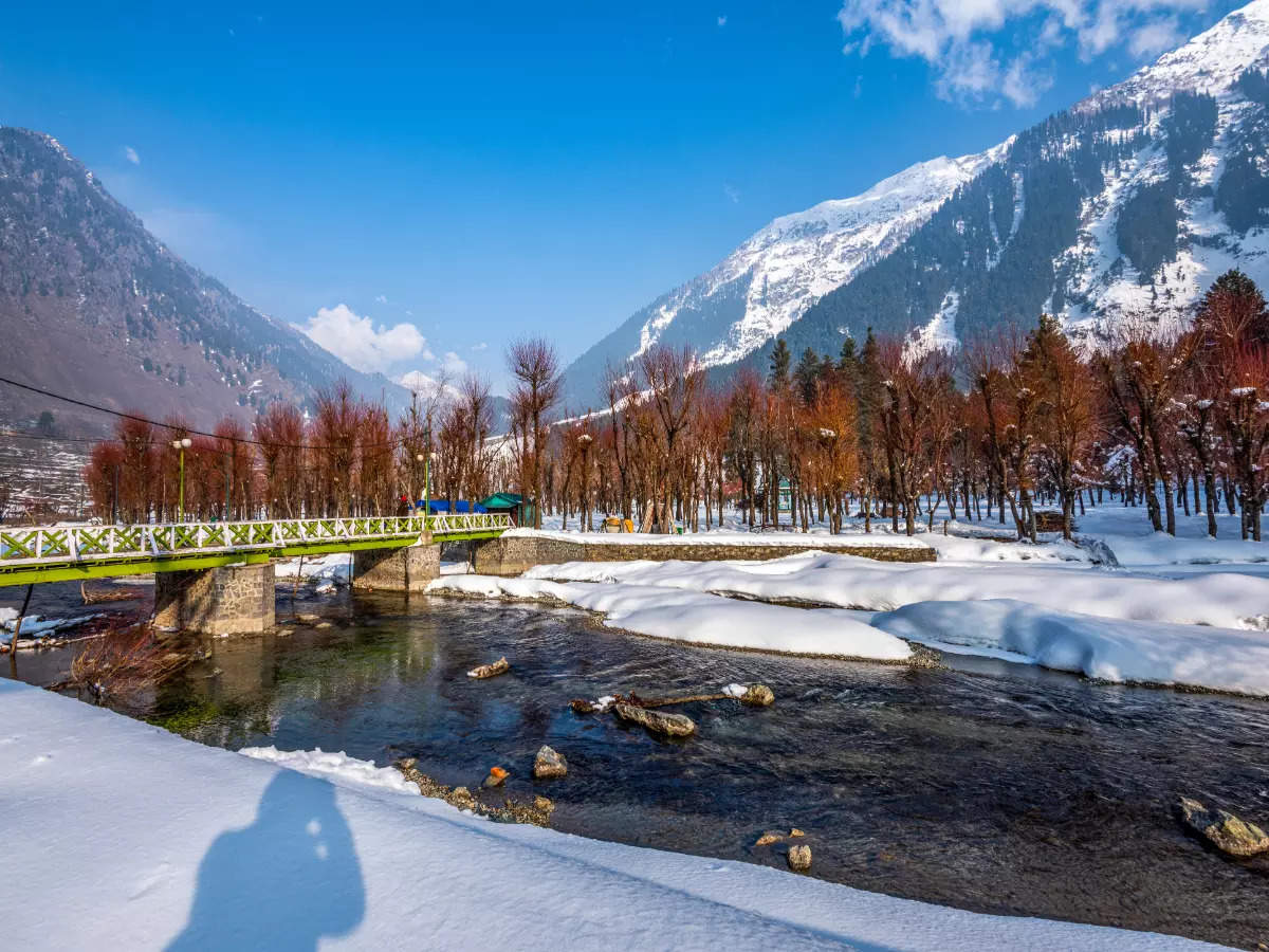 Kashmir in Winter: Most beautiful photos from a winter in Kashmir ...