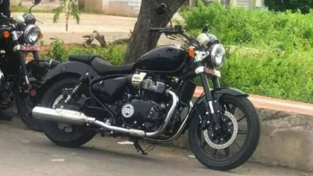 Royal Enfield Super Meteor 650 India unveil likely at Rider Mania ...