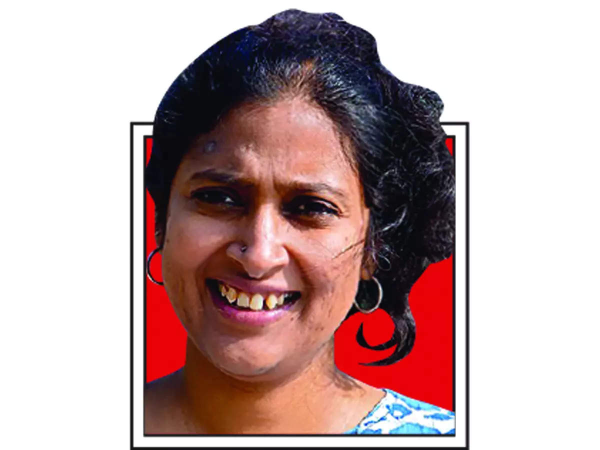 Seema Mundoli teaches at the School of Development in Azim Premji University