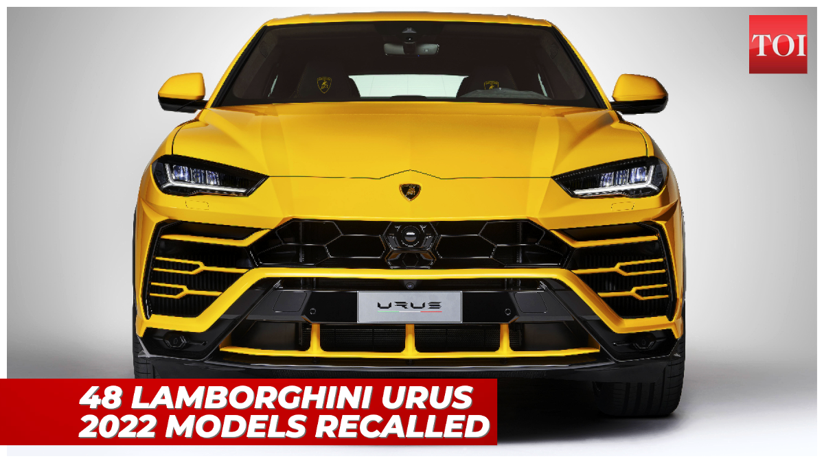 2022 Lamborghini Urus: Malfunctioning touchscreen, reverse camera trigger  recall - Times of India