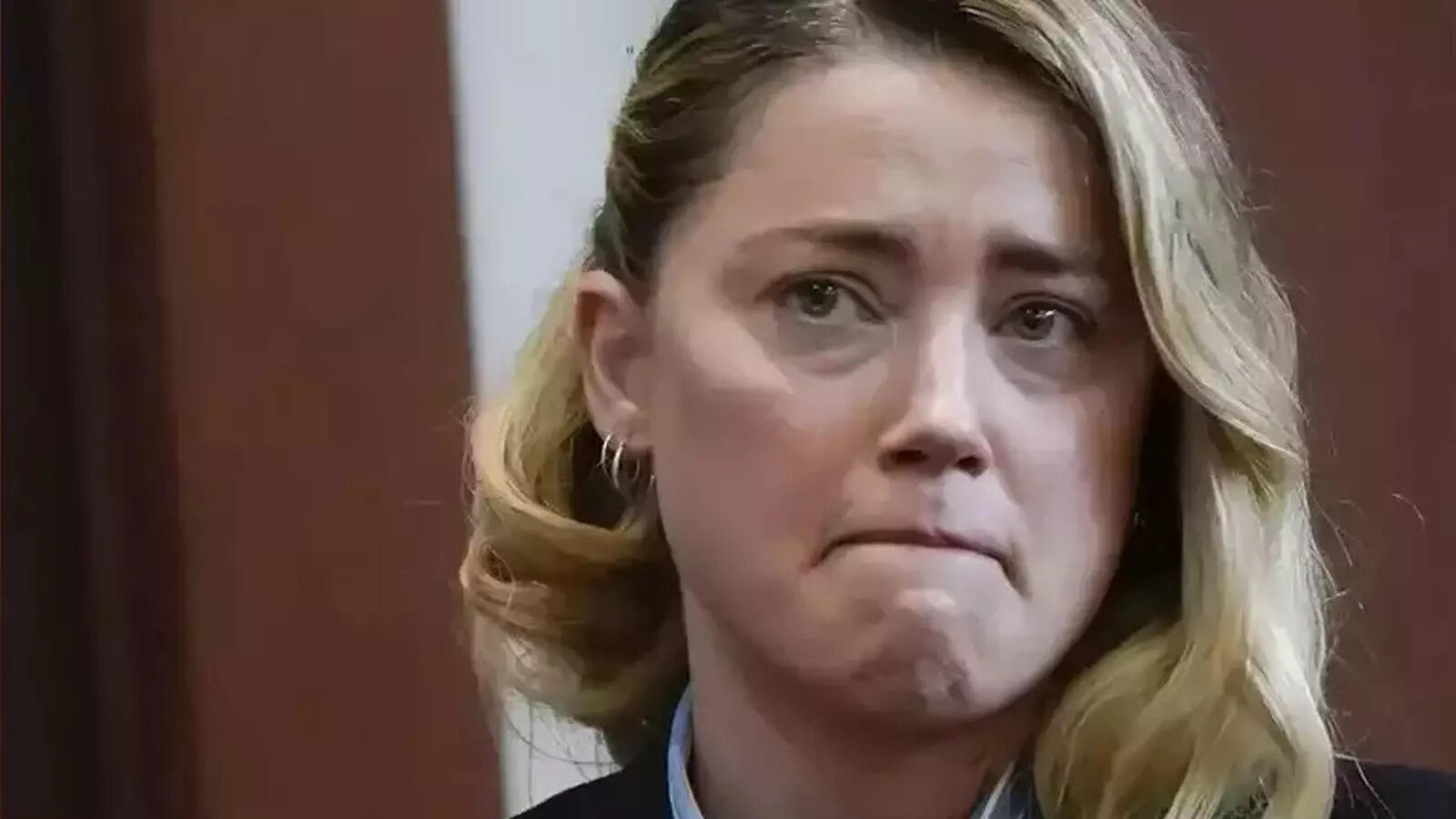 Amber Heard deletes her Twitter account shortly after Elon Musk takes over the micro blogging site image