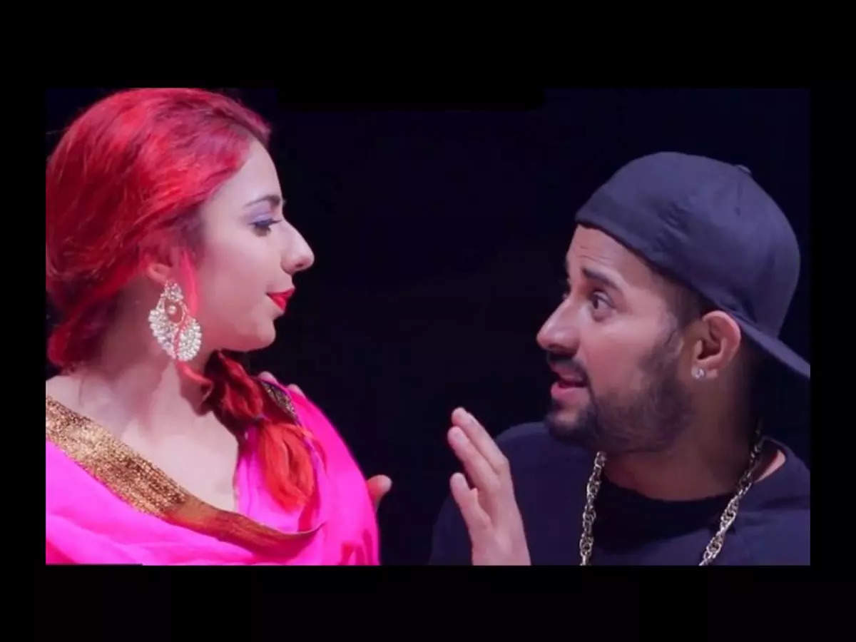 Jasmine Sandlas opens up about her breakup with Garry Sandhu for the first  time; says, “I feel like I have never loved before” | Punjabi Movie News -  Times of India